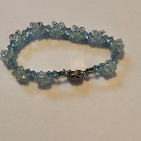 17cms. Crystal bracelet - Picture 4 of 5